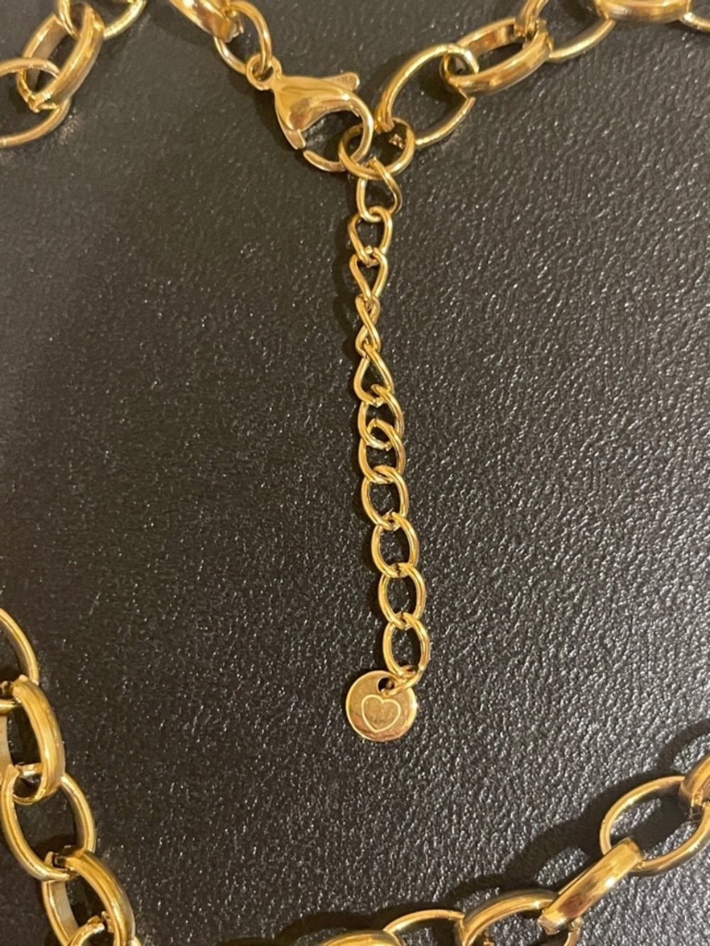 Chanel Interlocking CC Gold Heart Pendant And Chain Necklace - Picture 10 of 14